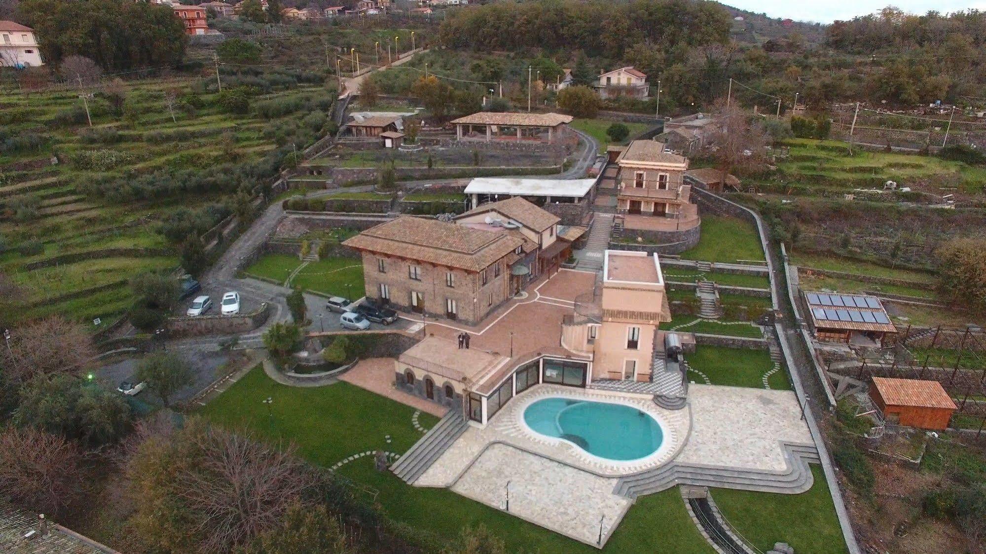 Гостьовий будинок Antico Borgo Petralia Цафферана-Етнеа Екстер'єр фото